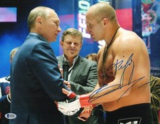 Foto assinada por Fedor Emelianenko 11x14 BAS CERTIFICADO DE AUTENTICIDADE Pride FC UFC StrikeForce Bellator 1 comprar usado Foto assinada por Fedor Emelianenko 11x14 BAS CERTIFICADO DE AUTENTICIDADE Pride FC UFC StrikeForce Bellator 1 comprar usado  Enviando para Brazil