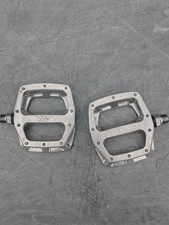 dmr v12 pedals for sale dmr v12 pedals for sale  COULSDON