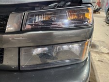 Driver left headlight for sale  Annandale
