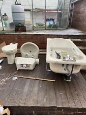 Complete bathroom suite for sale  DRIFFIELD