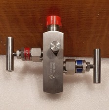 Manifold rosemount aisi usato  Cona