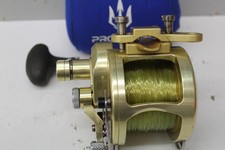 Mulinello pesca avet usato  Spedire a Italy