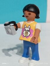 PLAYMOBIL FIGURA MENINA MORENA COM FOTO CAMA VERÃO CIDADE ESCOLA FÉRIAS, usado comprar usado  Enviando para Brazil