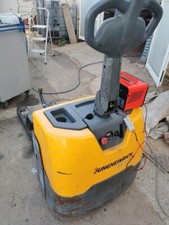 Transpallet jungheinrich eme11 usato  Italia