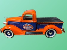 Liberty Classics Cooper Tire 1936 Dodge Pick-up Die Cast Bank 6th in Series comprar usado  Enviando para Brazil