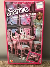 Mesa de jantar e cadeiras BARBIE + 30 acessórios 1987 coleção rosas doces comprar usado  Enviando para Brazil