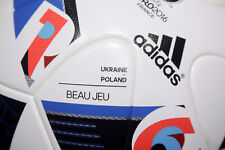 Adidas beau jeu d'occasion  Expédié en Belgium