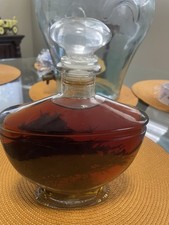 Garrafa decorativa de vidro Moo Dep comprar usado Garrafa decorativa de vidro Moo Dep comprar usado  Enviando para Brazil