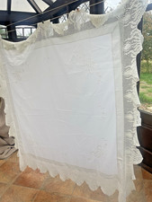 Ivory vtg tablecloth for sale Ivory vtg tablecloth for sale  UK