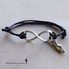 Bracciale infinito ciondolo usato  Villaricca
