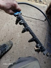 Glanza fuel rail for sale  KIRRIEMUIR