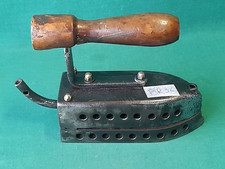 Antico vecchio ferro usato  Italia