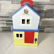 Conjunto de brinquedos CoComelon Family House Jazwares CMW0066 funciona com figuras e móveis comprar usado Conjunto de brinquedos CoComelon Family House Jazwares CMW0066 funciona com figuras e móveis comprar usado  Enviando para Brazil
