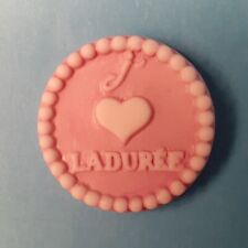 Publicitaire laduree année d'occasion  Igny