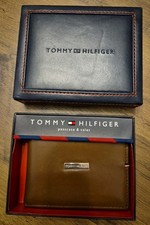 Tommy hilfiger passcase for sale  LLANELLI