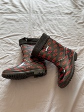 Black red lips for sale  LONDON