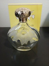 Large empty perfume d'occasion  Expédié en Belgium