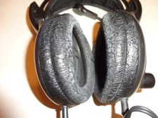 Fone de Ouvido Estéreo com Microfone Koss - SB40 - 194738 - Preto Usado Funciona comprar usado Fone de Ouvido Estéreo com Microfone Koss - SB40 - 194738 - Preto Usado Funciona comprar usado  Enviando para Brazil