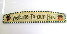 Placa "Welcome To Our Home" Multicolorida MDF Material 22,25" L Mini Casas Anexar comprar usado  Enviando para Brazil