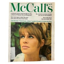 VTG McCall's Magazine November 1966 Julie Christie Models Clothes She Like VG comprar usado  Enviando para Brazil