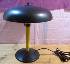 Vecchia lampada scrivania usato  Sormano