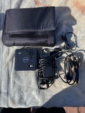 Projetor DLP portátil Dell M115HD e cabos de estojo operacionais. Horas: 1 hora excelente, usado comprar usado  Enviando para Brazil