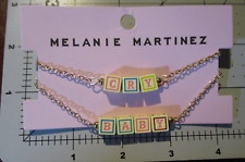 CONJUNTO DE 2 PULSEIRAS MELANIE MARTINEZ Cry Baby blocos corrente merch k-12 portais G comprar usado  Enviando para Brazil