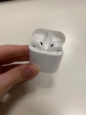Air pods originali usato  Milano