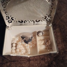 Created pearl necklace for sale  Orgas