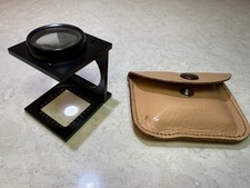 Usado, Lupa dobrável de metal vintage 1” lente uso mesa mesa mesa com estojo feito no Japão comprar usado  Enviando para Brazil