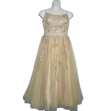Let fashion prom for sale  Englewood