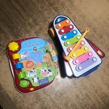 Libro musicale clementoni usato Libro musicale clementoni usato  Sansepolcro