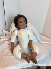 Boneca bebê Pich Imports inc rara 2002 corpo ponderado pele marrom comprar usado  Enviando para Brazil