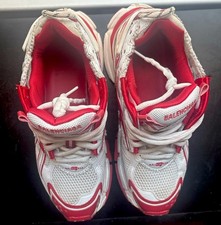 Balenciaga runner sneaker d'occasion  Expédié en Belgium