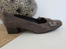 Van dal taupe for sale  SHEFFORD