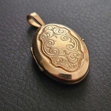 Pendentif reliquaire ovale d'occasion  Toulouse-