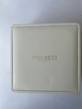 Montre nina ricci d'occasion  Terrasson-Lavilledieu