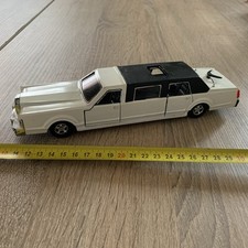 Majorette limousine lincoln d'occasion  Réalmont