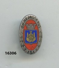 Insigne miniture 151 d'occasion  France
