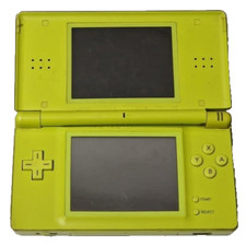 Nintendo con cerniera usato  Paterno