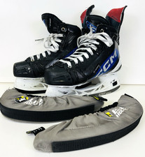 Usado, Patins de gelo de hóquei CCM Jetspeed Xtra Plus tamanho 5 com protetores de lâminas orçamento comprar usado  Enviando para Brazil