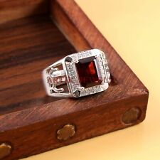 Gemme grenat naturel d'occasion Gemme grenat naturel d'occasion  Expédié en France