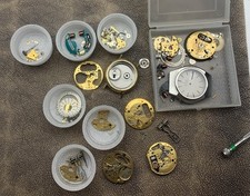 Lotto ricambi accutron usato  Ferrara