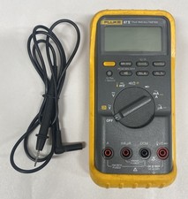 Multimetro digitale portatile usato Multimetro digitale portatile usato  Spedire a Italy