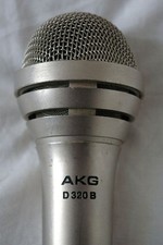 Micro akg professionnel d'occasion  Aire-sur-la-Lys