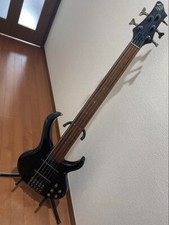 Ibanez btb475 basso usato  Spedire a Italy