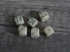 Bone play dice d'occasion  Expédié en Belgium