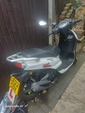 Peugeot tweet 125 for sale  LONDON