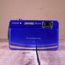 Fujifilm finepix z90 usato  Spedire a Italy