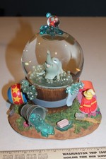 Usado, Disney Store Exclusivo Dumbo Banho Bolha Globo de Neve Globo Caixa de Música Boa LEIA HTF comprar usado  Enviando para Brazil
